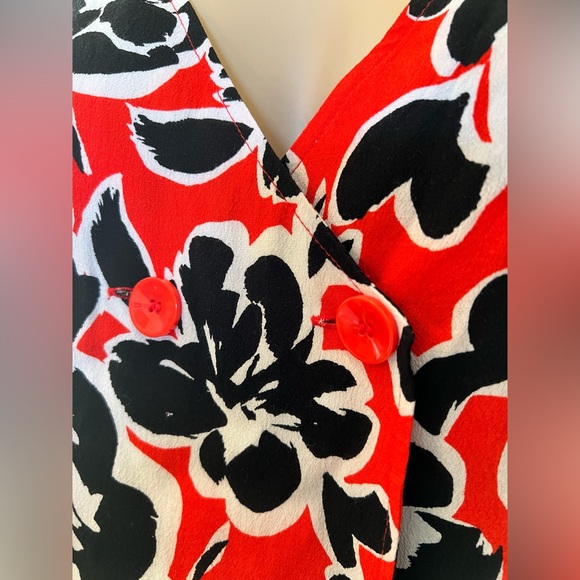 Nordstrom LEITH Red White Black Floral Print Crop Flyaway Top Size XL - Picture 6 of 10